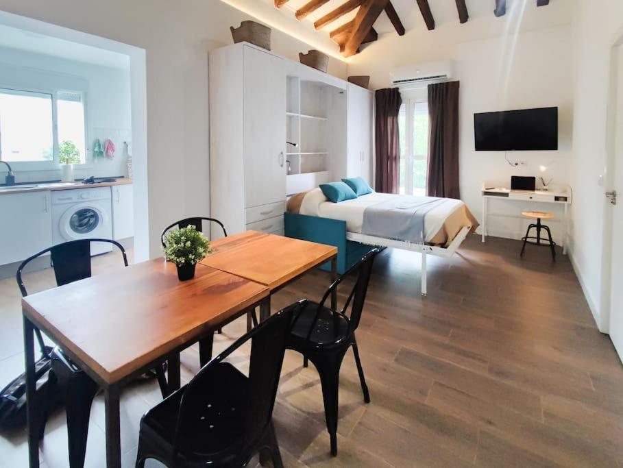 Estudiovintage. Heliopolis Sevilla Eksteriør bilde